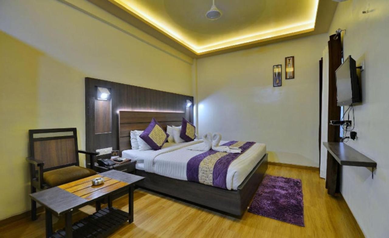 Hotel Samrat Jabalpur Dış mekan fotoğraf