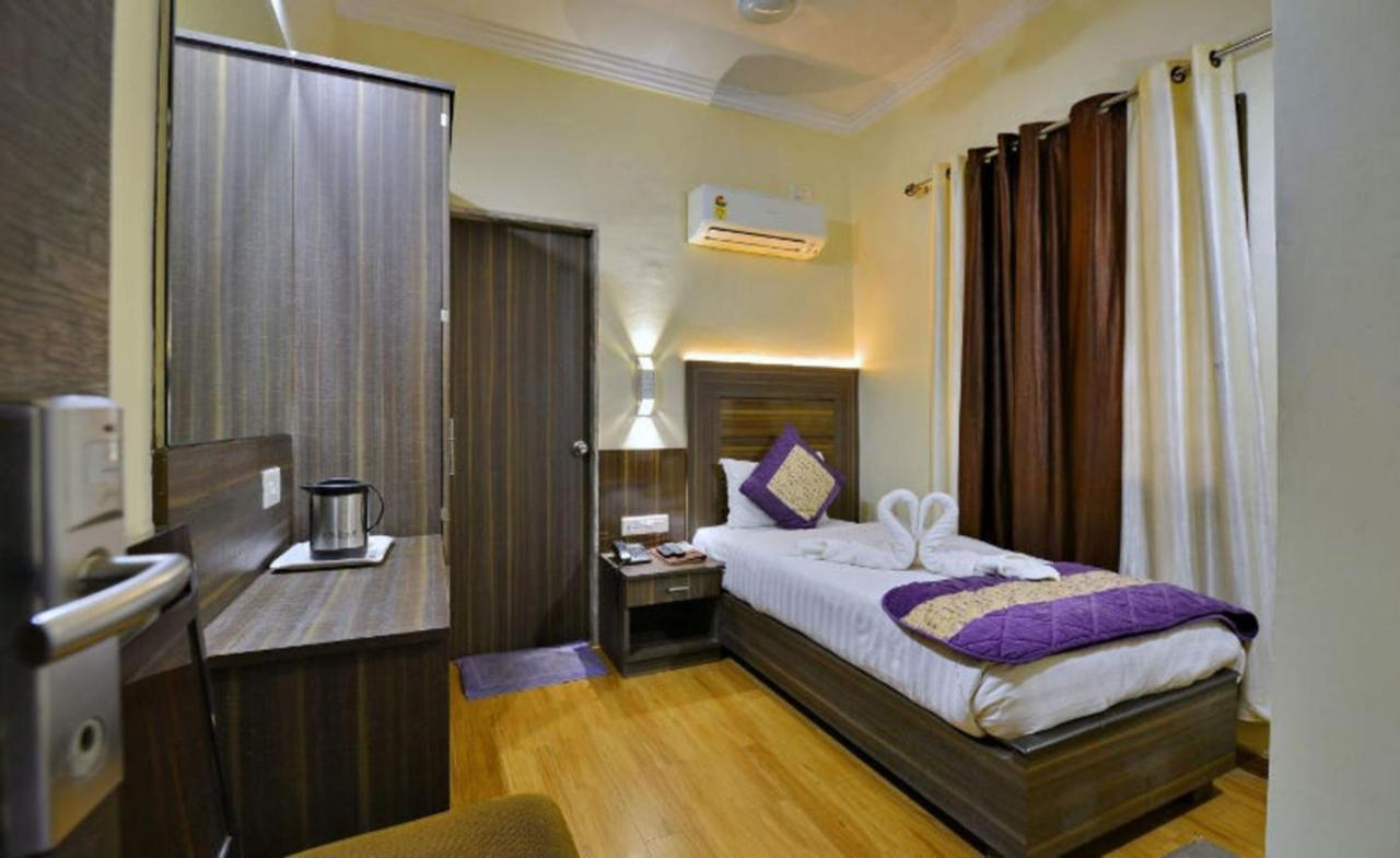 Hotel Samrat Jabalpur Dış mekan fotoğraf