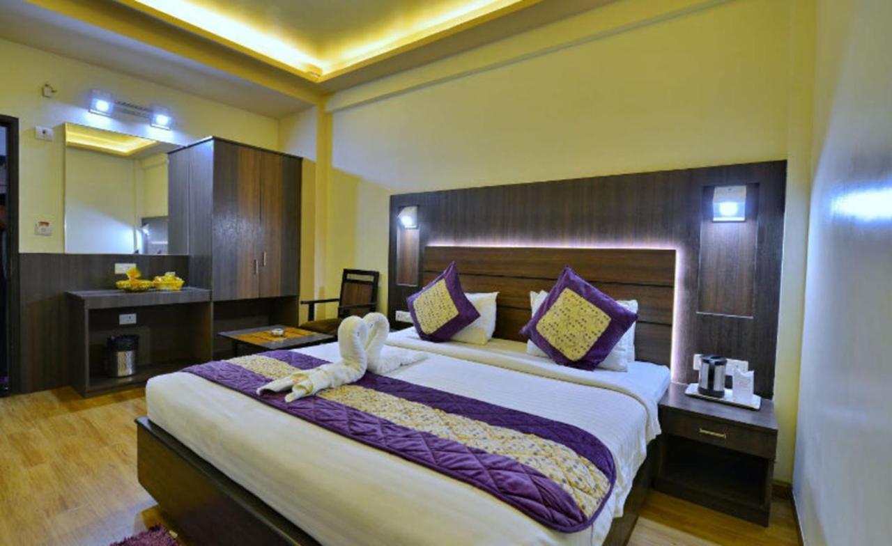 Hotel Samrat Jabalpur Dış mekan fotoğraf