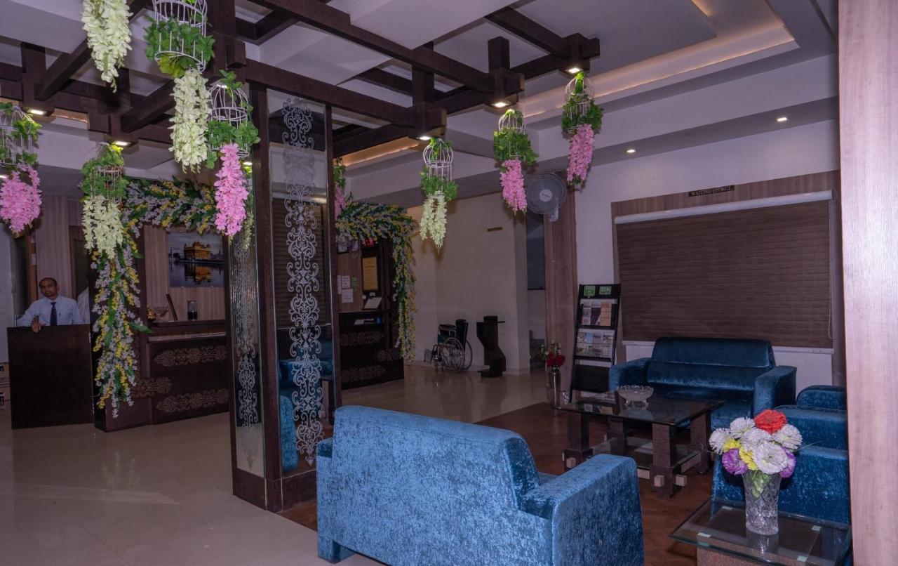 Hotel Samrat Jabalpur Dış mekan fotoğraf