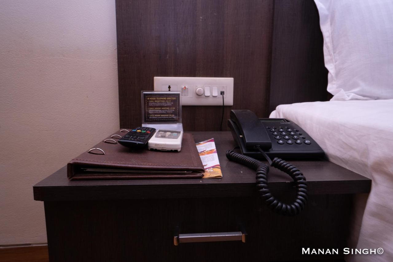 Hotel Samrat Jabalpur Dış mekan fotoğraf